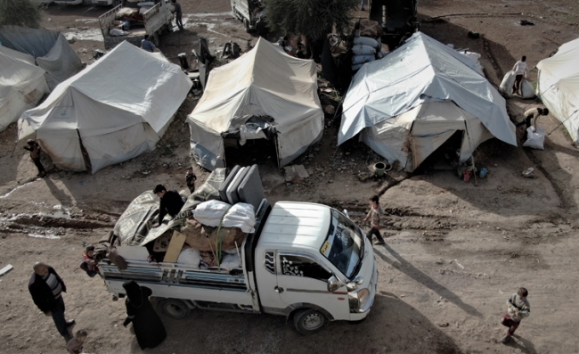 Azez'de briket evler çadırda kalan Suriyelilerin umudu oldu